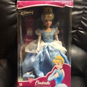 Cinderella Porcelain Keepsake roll